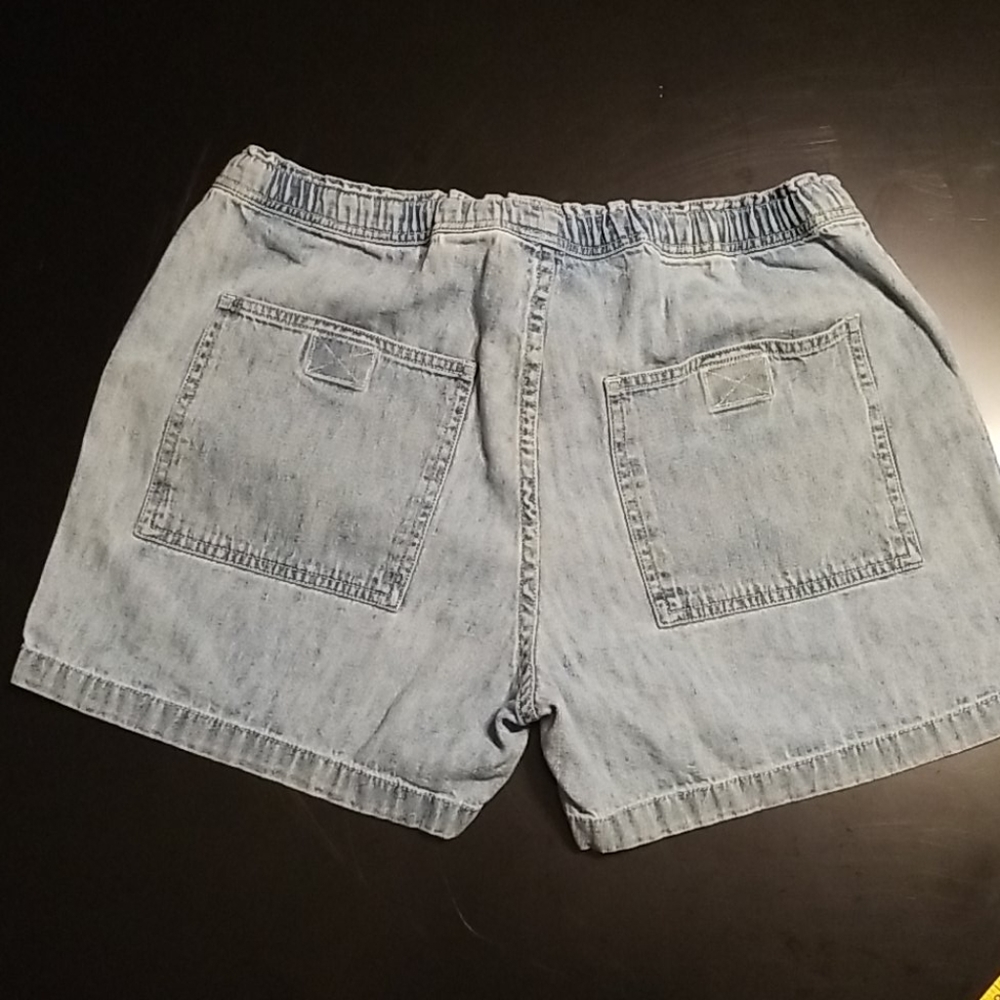 Drawstring Denim Shorts - Picture 2 of 5